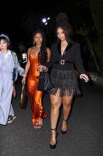 Halle Bailey feet photo thumbnail