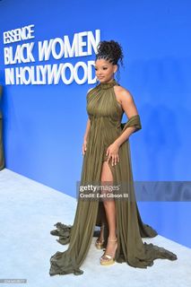 Halle Bailey feet photo 18