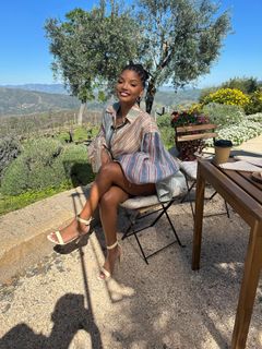 Halle Bailey feet photo 16