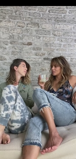 Halle Berry feet photo thumbnail
