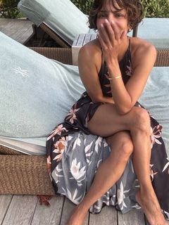 Halle Berry feet photo 1