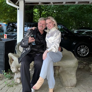 Hallea Jones feet photo 10