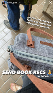 Hallie Jackson feet photo thumbnail