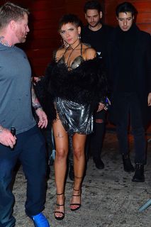 Halsey feet photo thumbnail
