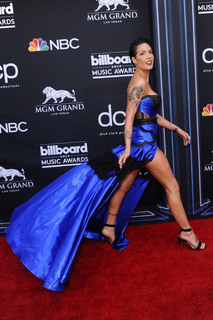 Halsey feet photo thumbnail