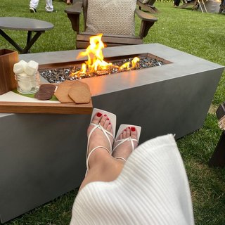 Halston Sage feet photo thumbnail