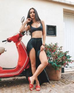 Hammasa Kohistani feet photo thumbnail