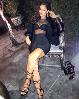 Hammasa Kohistani feet photo thumbnail