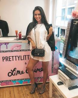 Hammasa Kohistani feet photo thumbnail