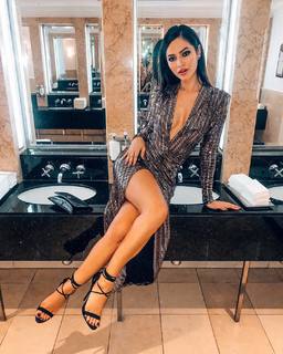 Hammasa Kohistani feet photo thumbnail