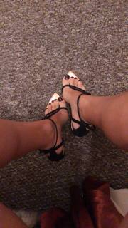 Hammasa Kohistani feet photo thumbnail