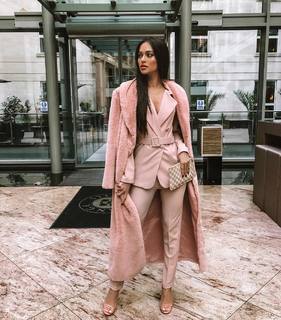 Hammasa Kohistani feet photo thumbnail