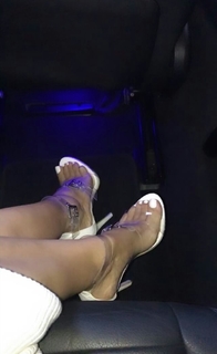 Hammasa Kohistani feet photo thumbnail