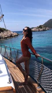 Hammasa Kohistani feet photo thumbnail