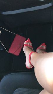 Hammasa Kohistani feet photo thumbnail