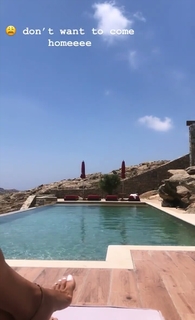 Hammasa Kohistani feet photo thumbnail