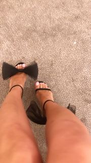 Hammasa Kohistani feet photo thumbnail