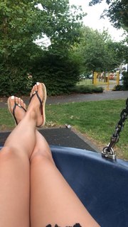 Hammasa Kohistani feet photo thumbnail