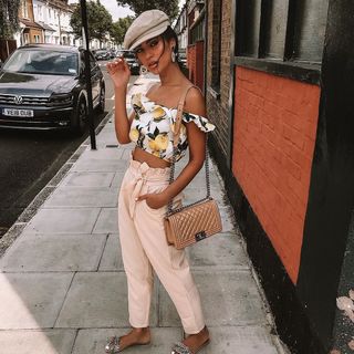 Hammasa Kohistani feet photo thumbnail