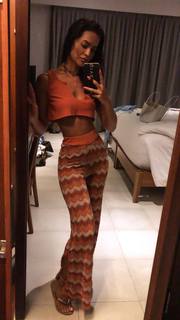 Hammasa Kohistani feet photo thumbnail