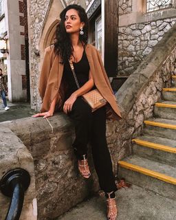 Hammasa Kohistani feet photo thumbnail