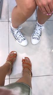 Hammasa Kohistani feet photo thumbnail