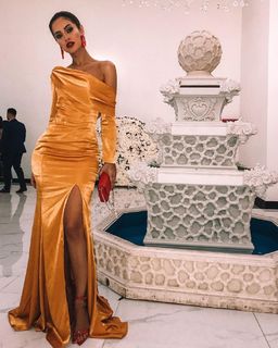 Hammasa Kohistani feet photo thumbnail