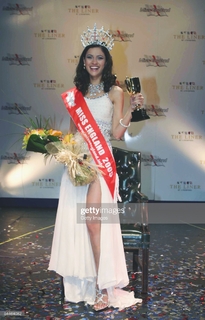 Hammasa Kohistani feet photo thumbnail