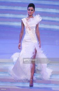 Hammasa Kohistani feet photo thumbnail