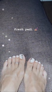 Hammasa Kohistani feet photo thumbnail