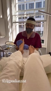 Hammasa Kohistani feet photo thumbnail