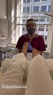 Hammasa Kohistani feet photo thumbnail