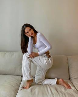 Hammasa Kohistani feet photo thumbnail