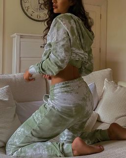 Hammasa Kohistani feet photo thumbnail