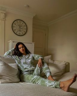 Hammasa Kohistani feet photo thumbnail