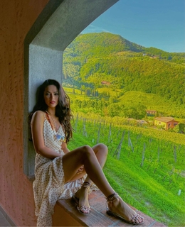 Hammasa Kohistani feet photo thumbnail