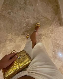 Hammasa Kohistani feet photo thumbnail