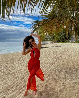 Hammasa Kohistani feet photo thumbnail