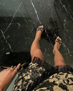 Hammasa Kohistani feet photo thumbnail