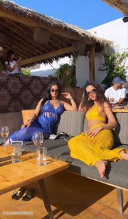 Hammasa Kohistani feet photo thumbnail