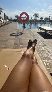 Hammasa Kohistani feet photo thumbnail