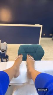 Hammasa Kohistani feet photo thumbnail