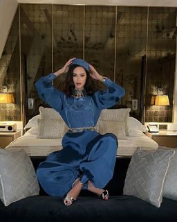 Hammasa Kohistani feet photo thumbnail