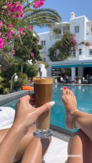 Hammasa Kohistani feet photo thumbnail