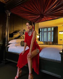 Hammasa Kohistani feet photo thumbnail