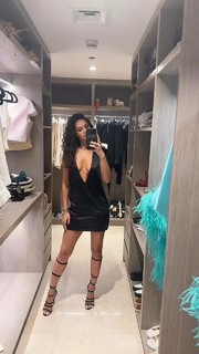 Hammasa Kohistani feet photo thumbnail