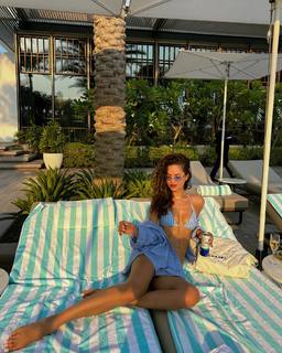 Hammasa Kohistani feet photo thumbnail