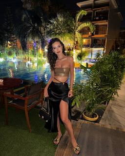 Hammasa Kohistani feet photo thumbnail