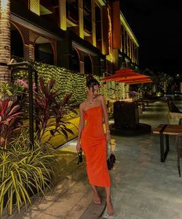 Hammasa Kohistani feet photo thumbnail