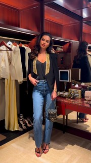 Hammasa Kohistani feet photo thumbnail